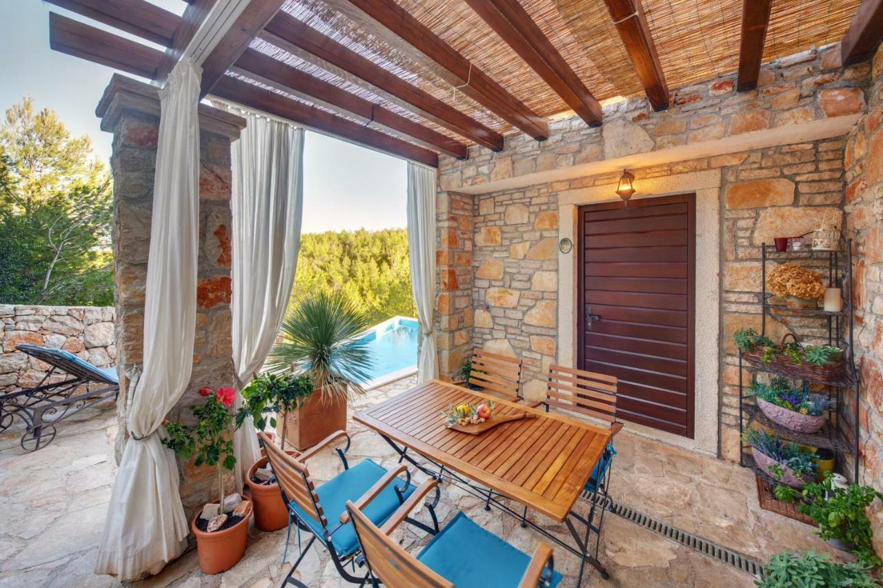 Villa Rosa Vrboska Exterior foto